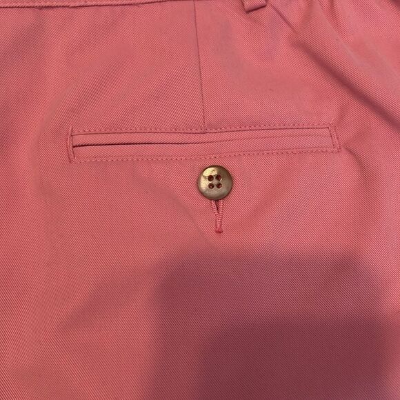 Izod Womens size 14 pink pleated shorts side and back pockets belt loops EUC - Picture 7 of 12